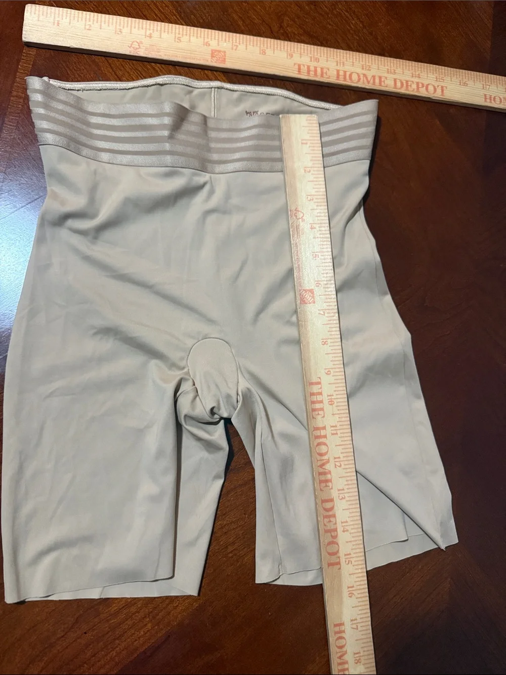 SPANX High-Waist Shaping Bike Shorts — tan sz XL compression